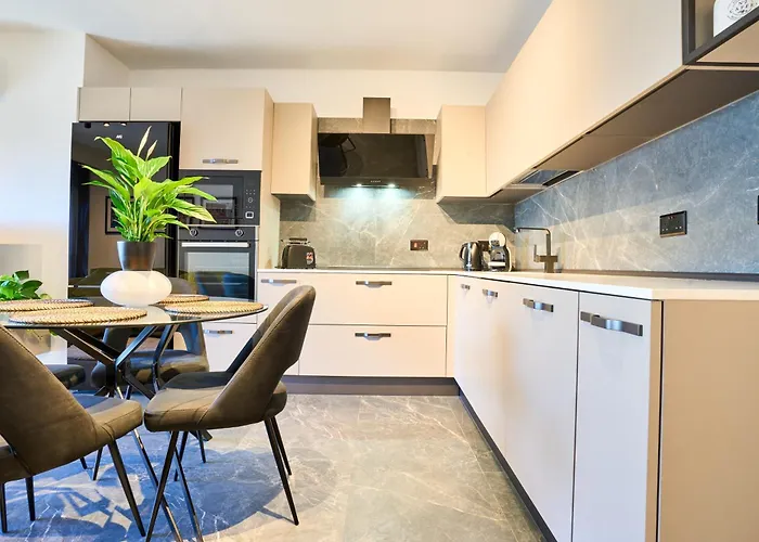 Garden View 9 - Two Bedroom *