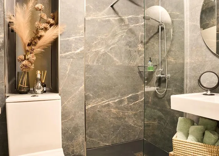 Garden View 9 - Two Bedroom *