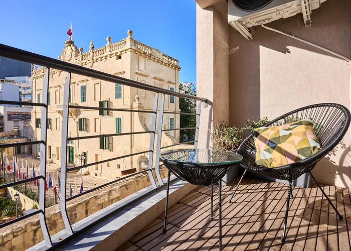 Garden View 9 - Two Bedroom * St. Julian's