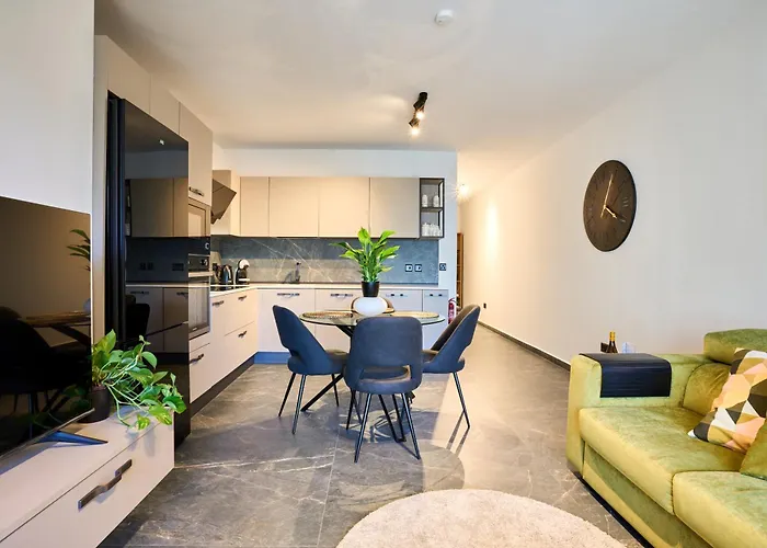 Garden View 9 - Two Bedroom Apartament