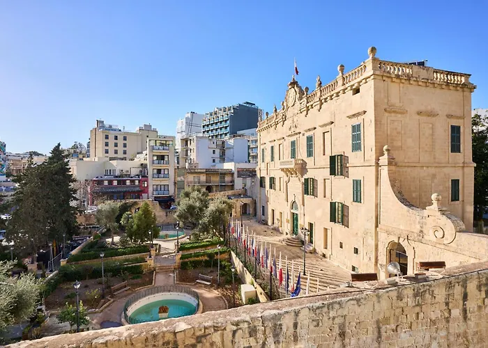 Garden View 9 - Two Bedroom Appartement *